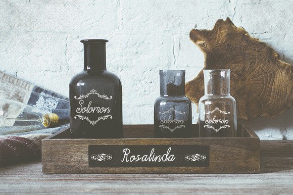 Acarita Font - Preview 2