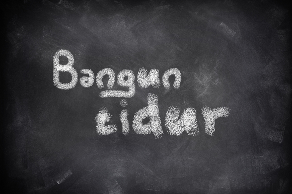 Chalk Thoelis Font font preview - 1