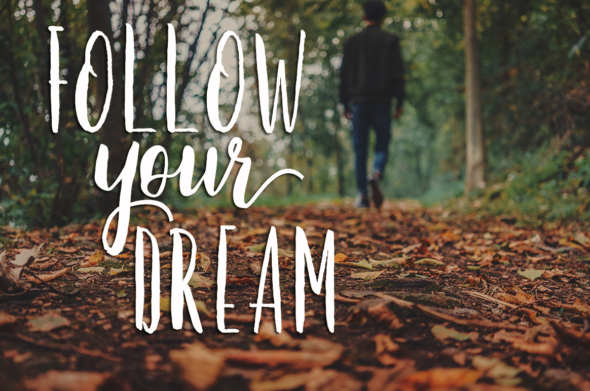 Girlboss Script Font - Preview 2