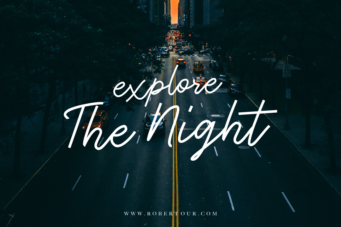Antique Font - Preview 2