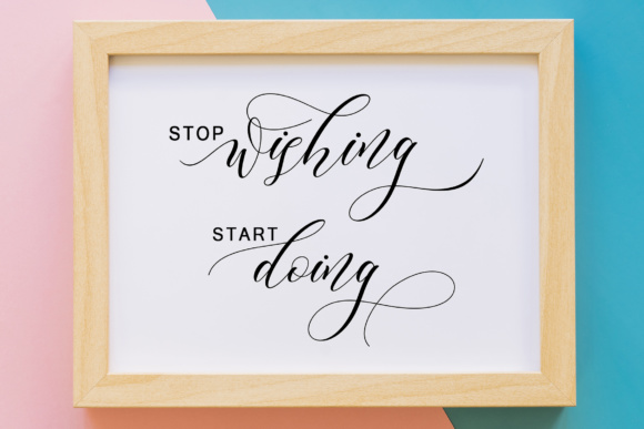 Lorriana Font PNG with transparent background - Preview 4