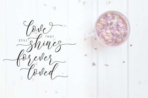 Asdore Font - Preview 4