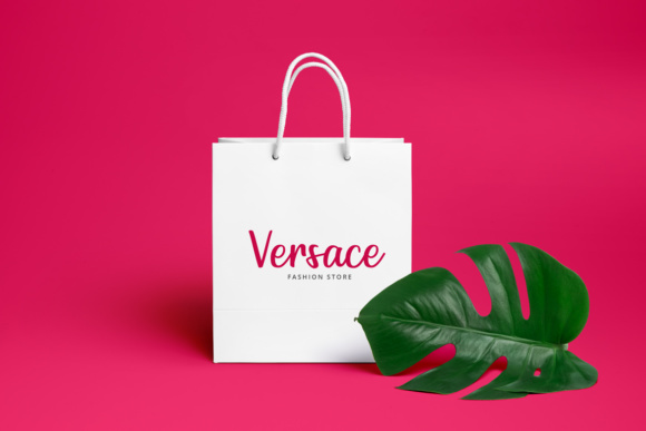 Goldiana Script Font - Preview 4