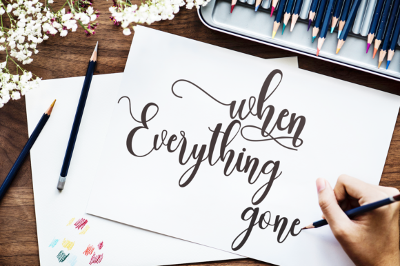Dealove Script Font - Preview 1