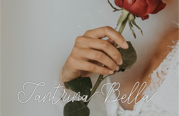 Modista Script Font PNG with transparent background - Preview 1
