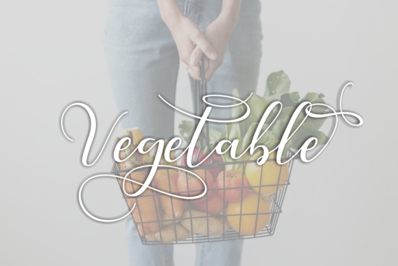 Callme Script Font - Preview 4