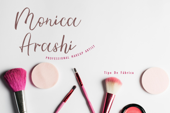 Ambre Script Font - Preview 6