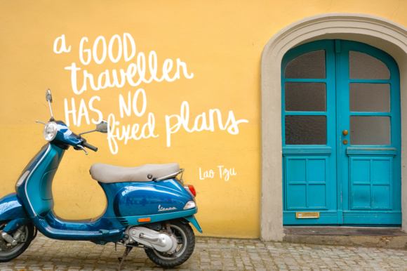 Brougets Script Font - Preview 3