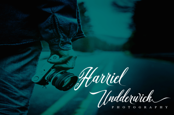 Graf Call Script Font - Preview 1