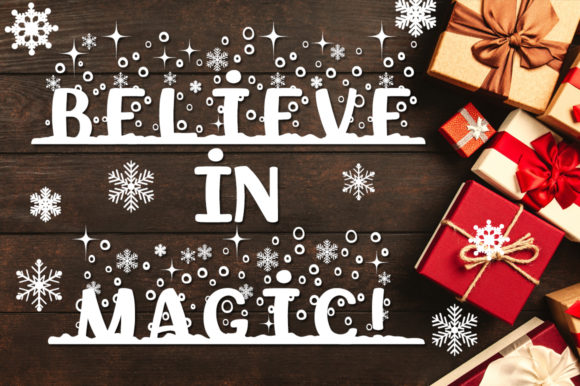 Christmas Mornings Font - Preview 1