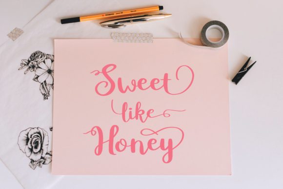 Betty Rose Font - Preview 2