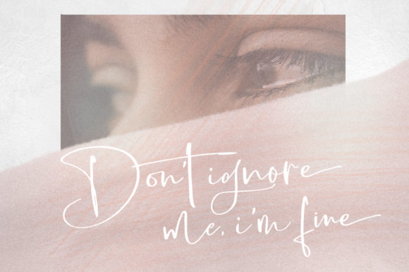 Boisterous Script Font - Preview 1