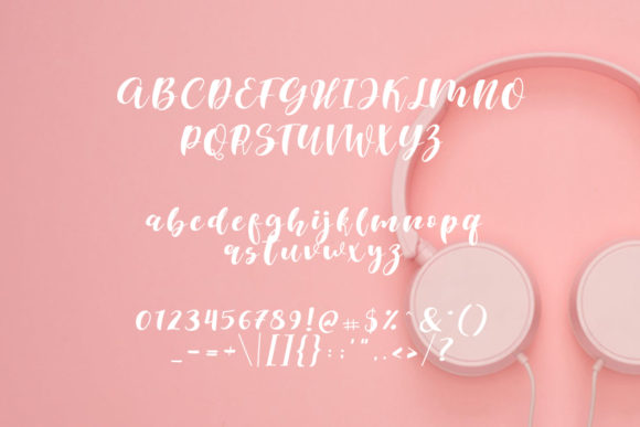 Selda Duo Font PNG with transparent background - Preview 5