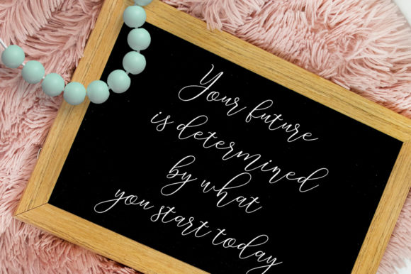 Malisara Script Font PNG with transparent background - Preview 3