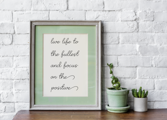 Amanda Font - Preview 3