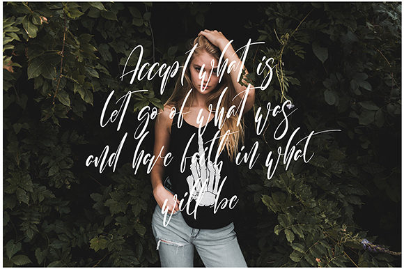 Sampestera Font font preview - 4