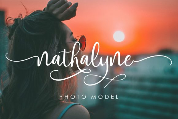 Adhellita Font - Preview 4