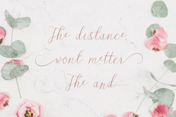 Dellove Font - Preview 1