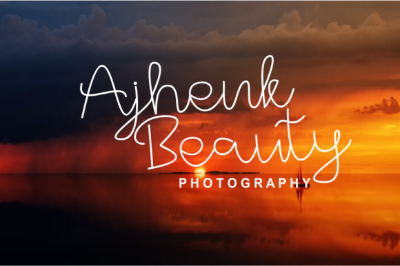 Hyper Script Font - Preview 2