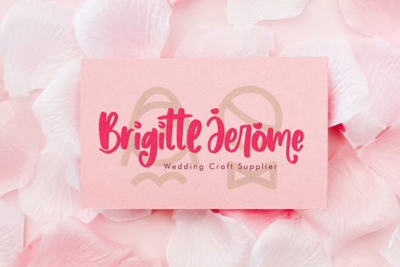 Delighted Font - Preview 3