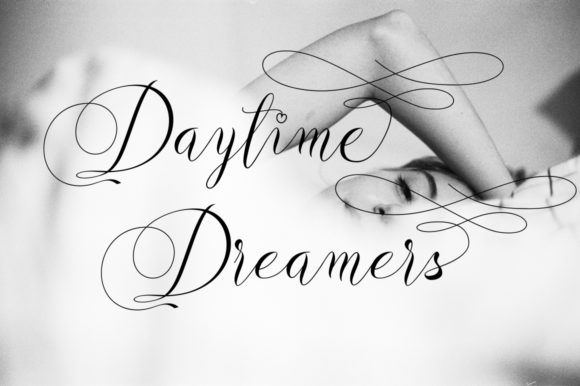 Delliavirra Font PNG with transparent background - Preview 1