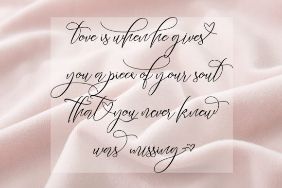 Heartkything Script Font - Preview 3