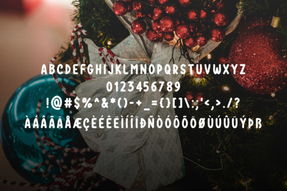Christmas Ornaments Font - Preview 3