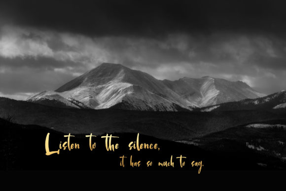 Golden Night Font - Preview 3