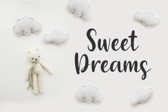 Loredana Font PNG with transparent background - Preview 1