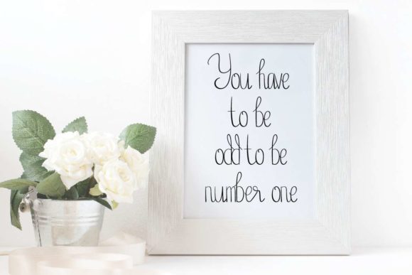 Birdella Font - Preview 5