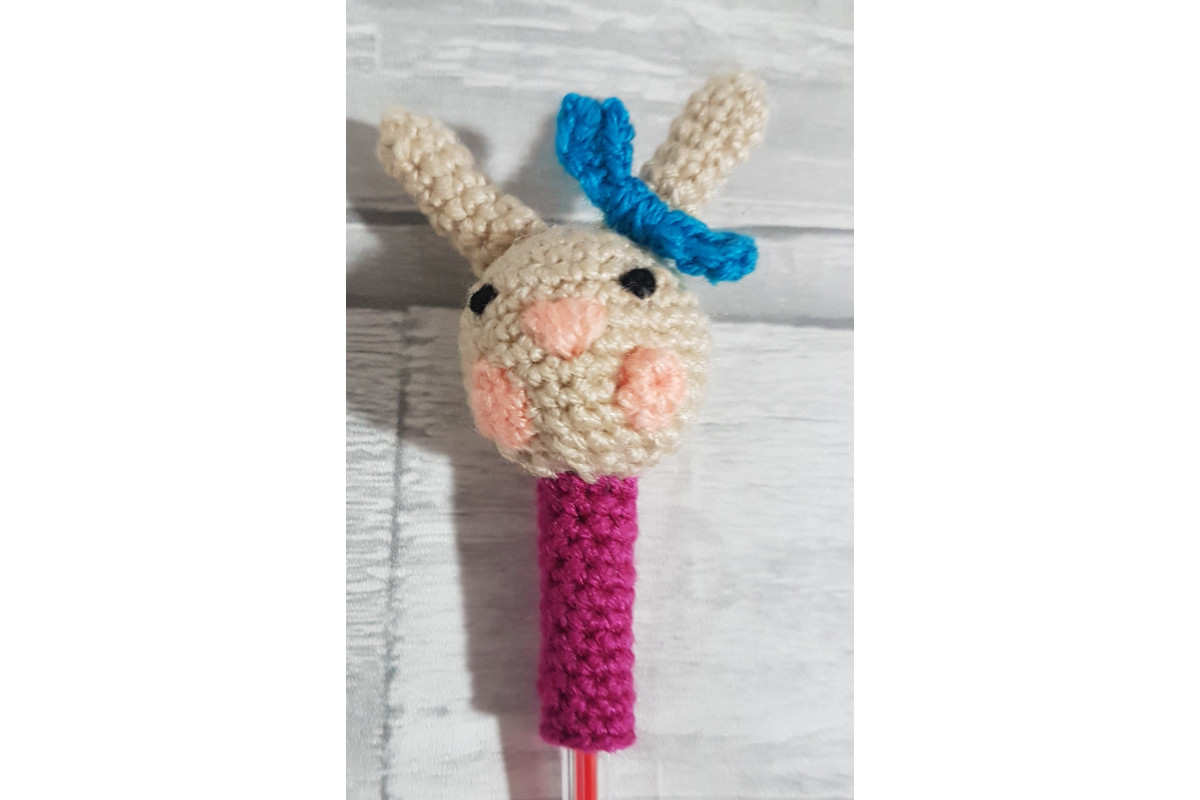 Rabbit Pen Topper