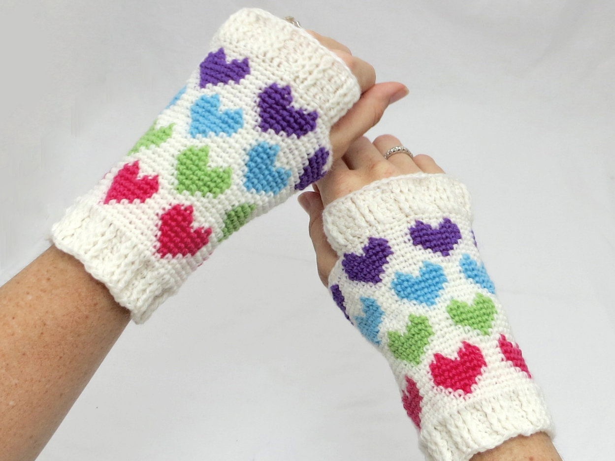 Women's Hearts Abound Mitts
