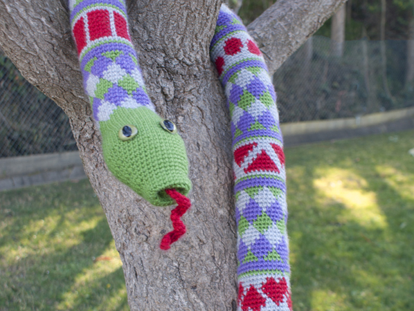 Shape Teaching Fair Isle Snake Pattern