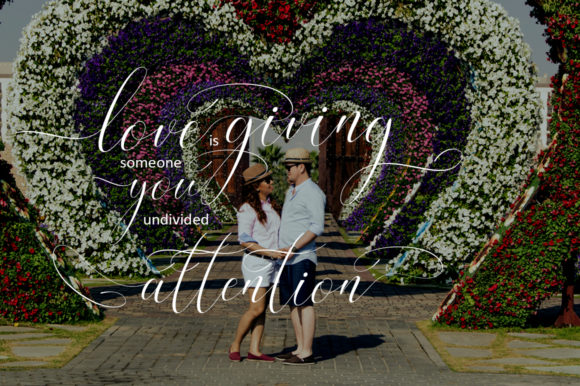 Ridiana Font PNG with transparent background - Preview 1