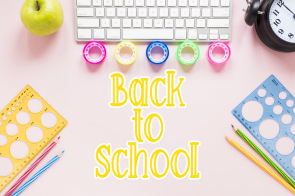 April Love Font - Preview 4