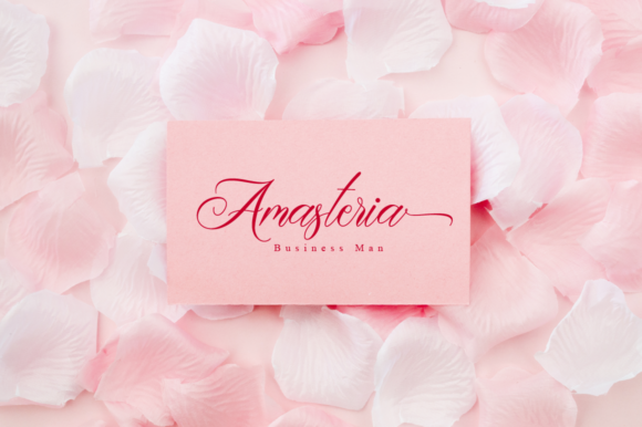 Dargelania Font - Preview 3