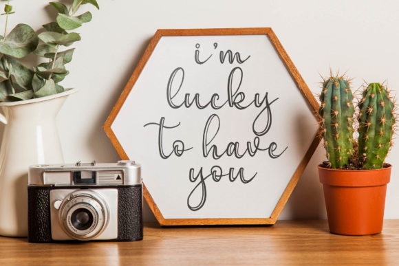 Everline Font PNG with transparent background - Preview 3