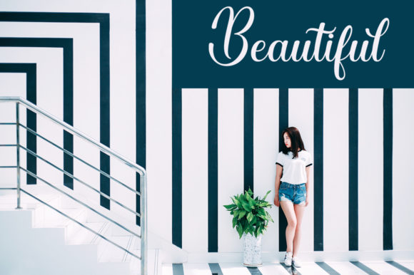 Baby Garland Font - Preview 6
