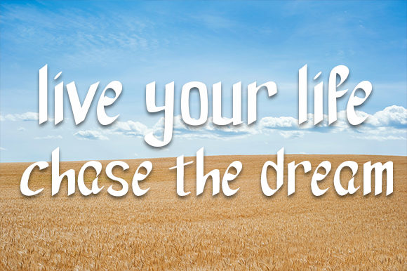 Dreamland Font - Preview 3