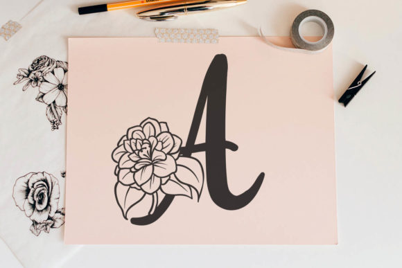Gloria Monogram Font - Preview 1