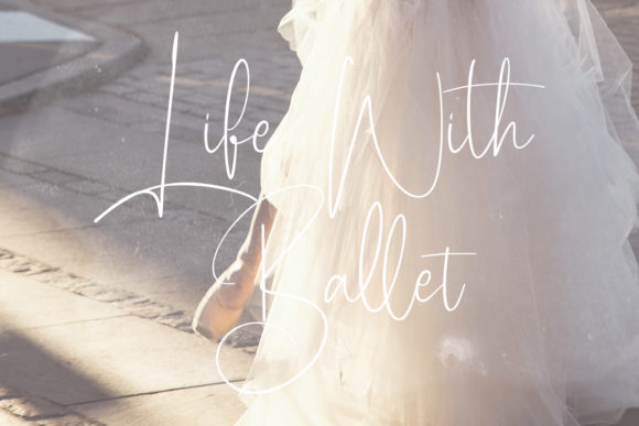 Clairdelune Font - Preview 3