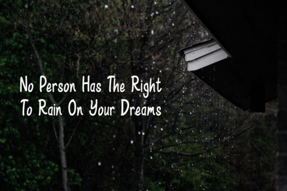 Heavy Rain Font - Preview 1