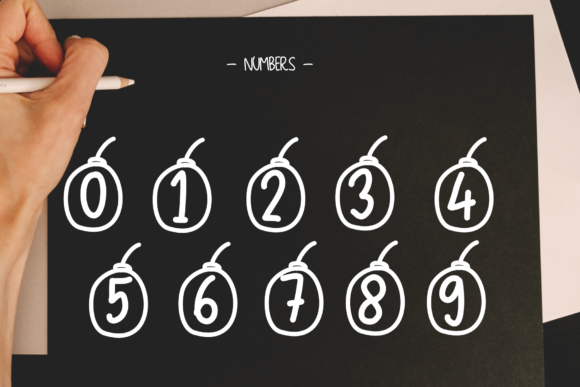 Decorative-lights Font - Preview 1