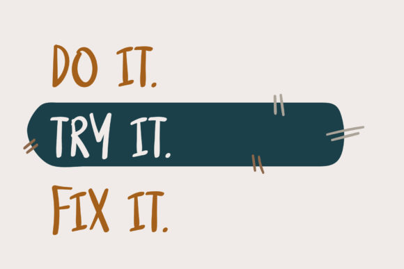 Antique Font - Preview 1