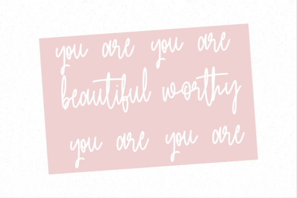 Cardiolla Font - Preview 4