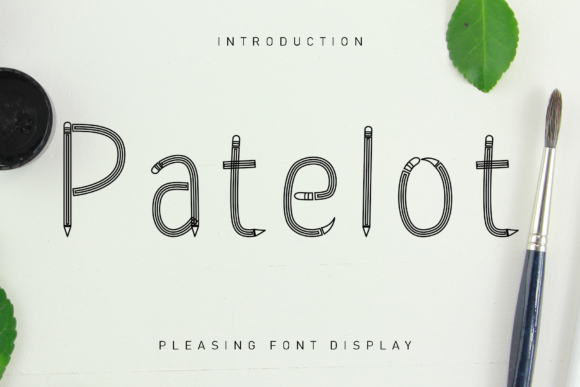 Patelot Decorative Font By GiaLetter