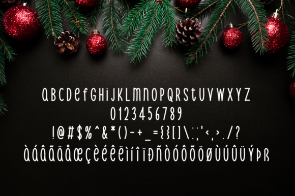 Christmas Tree Font - Preview 3