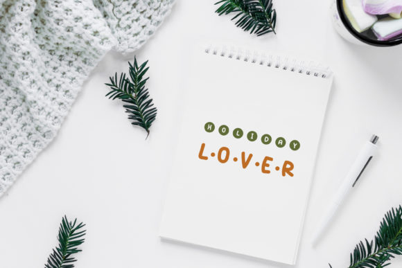 Christmas is Coming Font - Preview 2