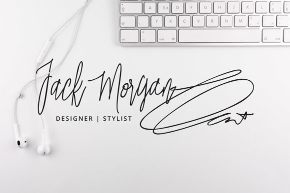 Hollanial Font - Preview 1