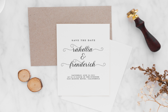 Honeylove Font - Preview 1